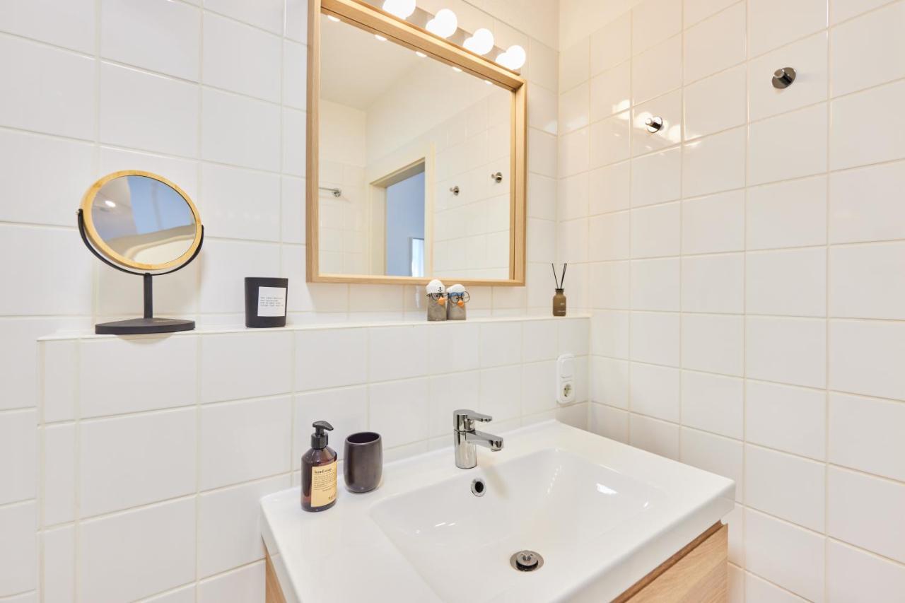 Studio3 Zentral Und Ruhig Mit Parkplatz, 5 Min Z Bali-T Und Gop, Boxspringbett باد اوينهاوسن المظهر الخارجي الصورة